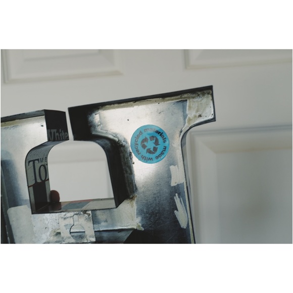 Letter “H” Wall/Table Object - Picture 9 of 9